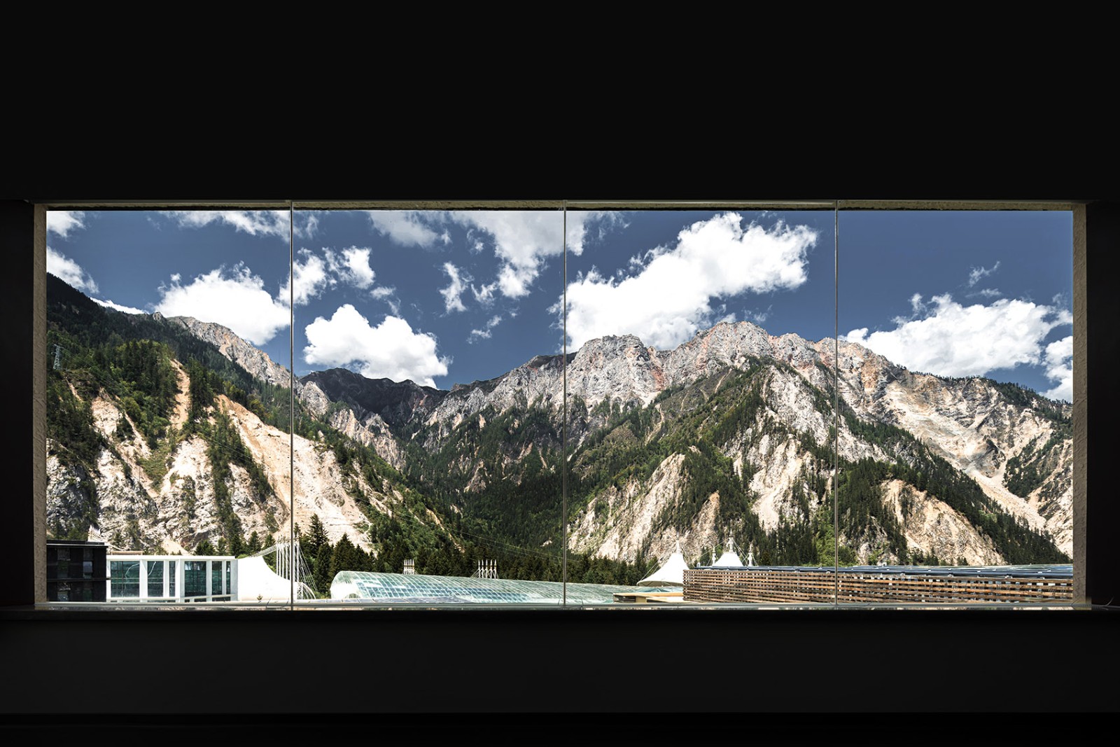 四川九寨溝·九寨天堂洲際大飯店設(shè)計(jì) 四川九寨溝·九寨天堂洲際大飯店設(shè)計(jì)