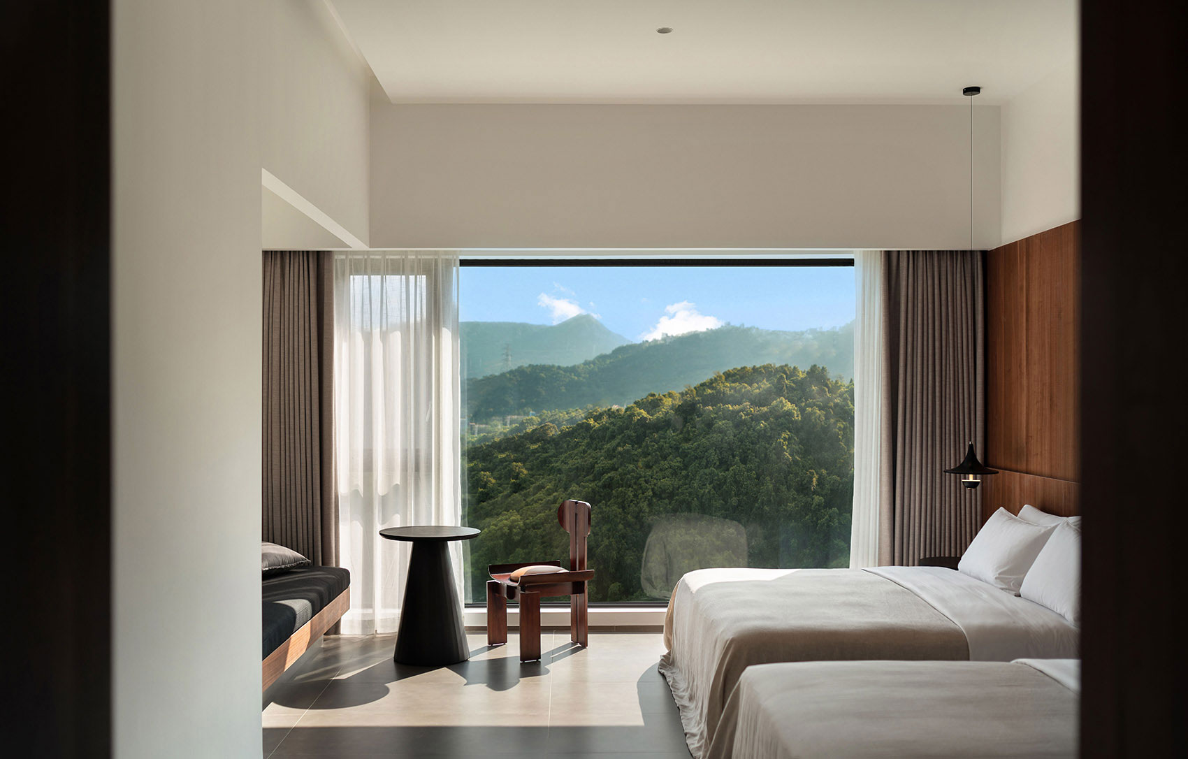 深圳·“蜜悅·天麓秘野仙蹤”度假酒店設計