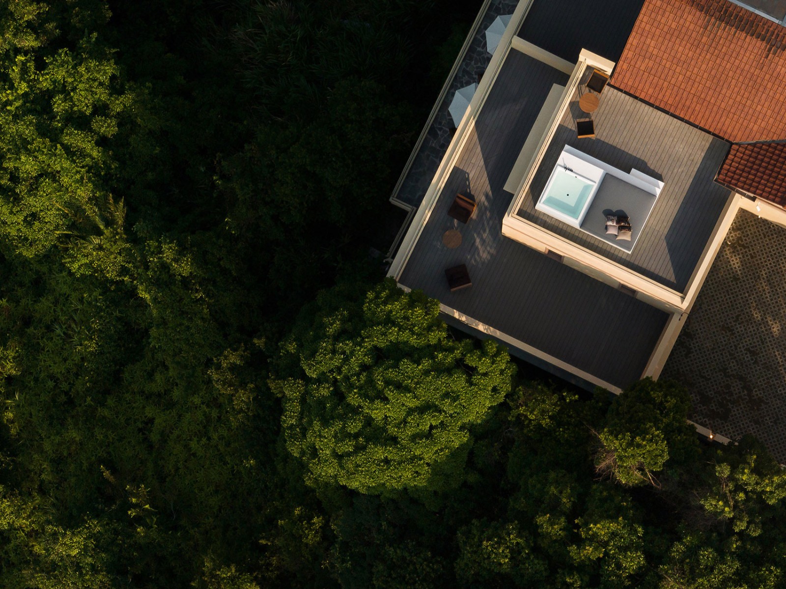 深圳·“蜜悅·天麓秘野仙蹤”度假酒店設計